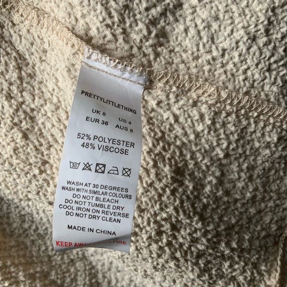 NWT PRETTY LITTLE THING WOMEN'S BLOUSE - Picture 3 of 6